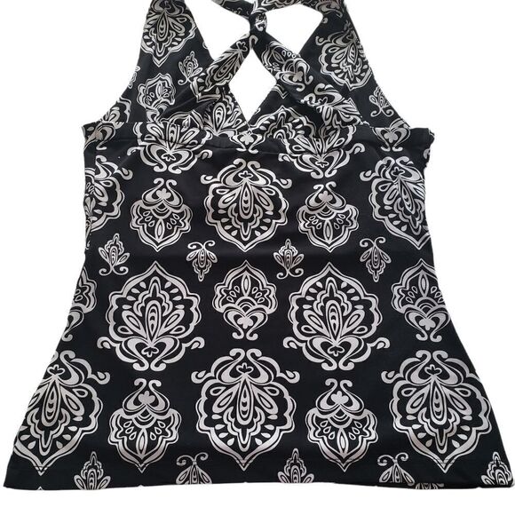 White House Black Market Signature Knits Twisted Back Straps Halter Top - Picture 5 of 12